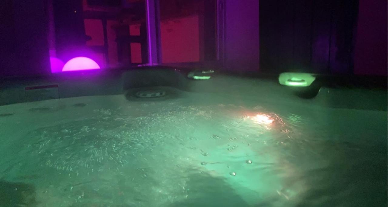 La Suite De Charme Du Mas De La Fontaine De Jonquier Avec Spa Privatif Séguret Zewnętrze zdjęcie